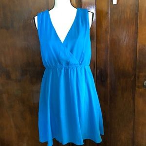 NWT—Women’s Blue Sleeveless Dress Size Large